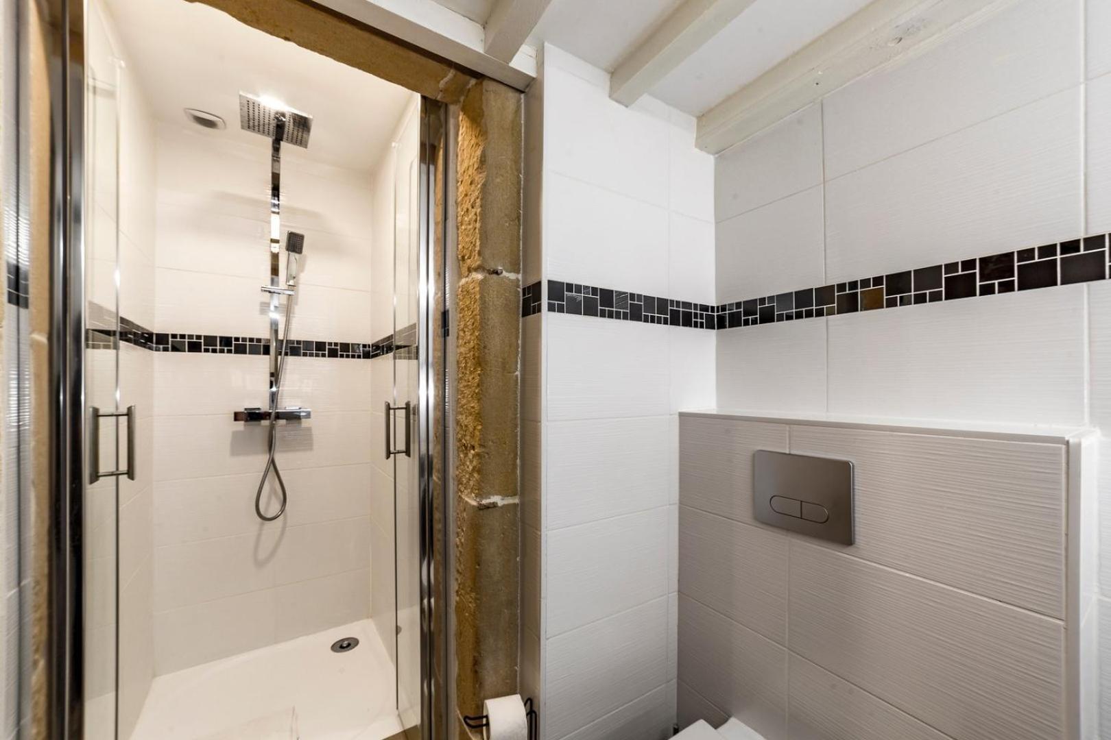 L'Historique Ail Apartment ลียง ภายนอก รูปภาพ